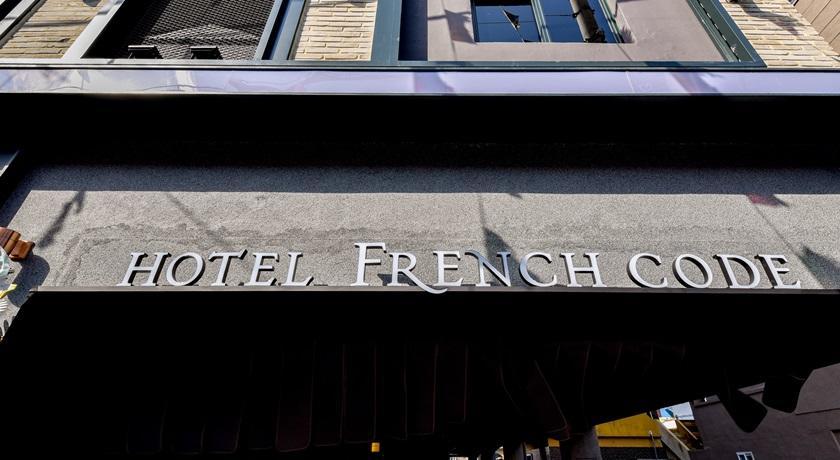 French Code Hotel Чханвон Екстер'єр фото