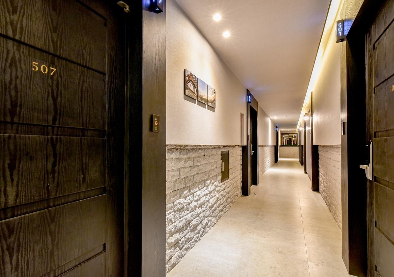 French Code Hotel Чханвон Екстер'єр фото