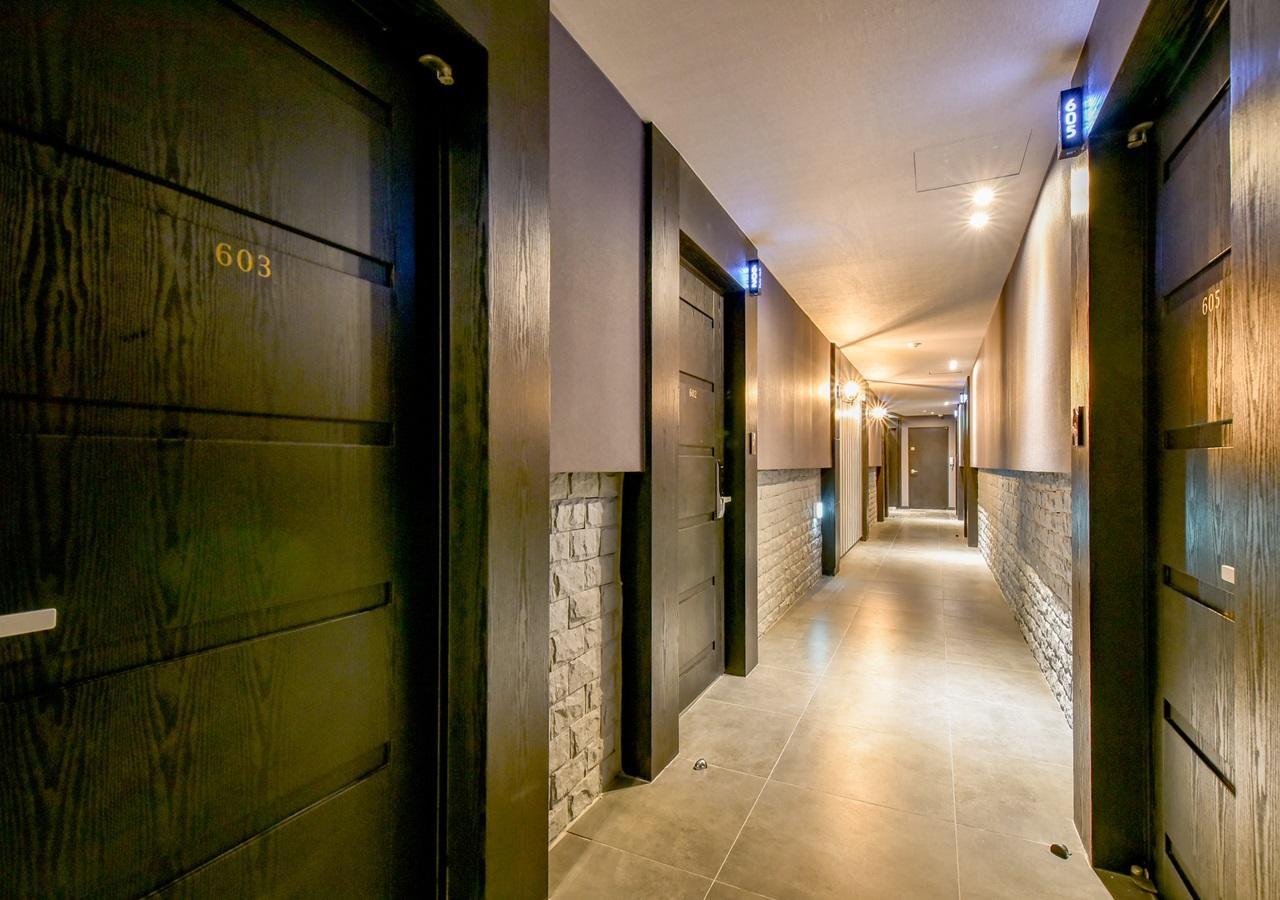 French Code Hotel Чханвон Екстер'єр фото